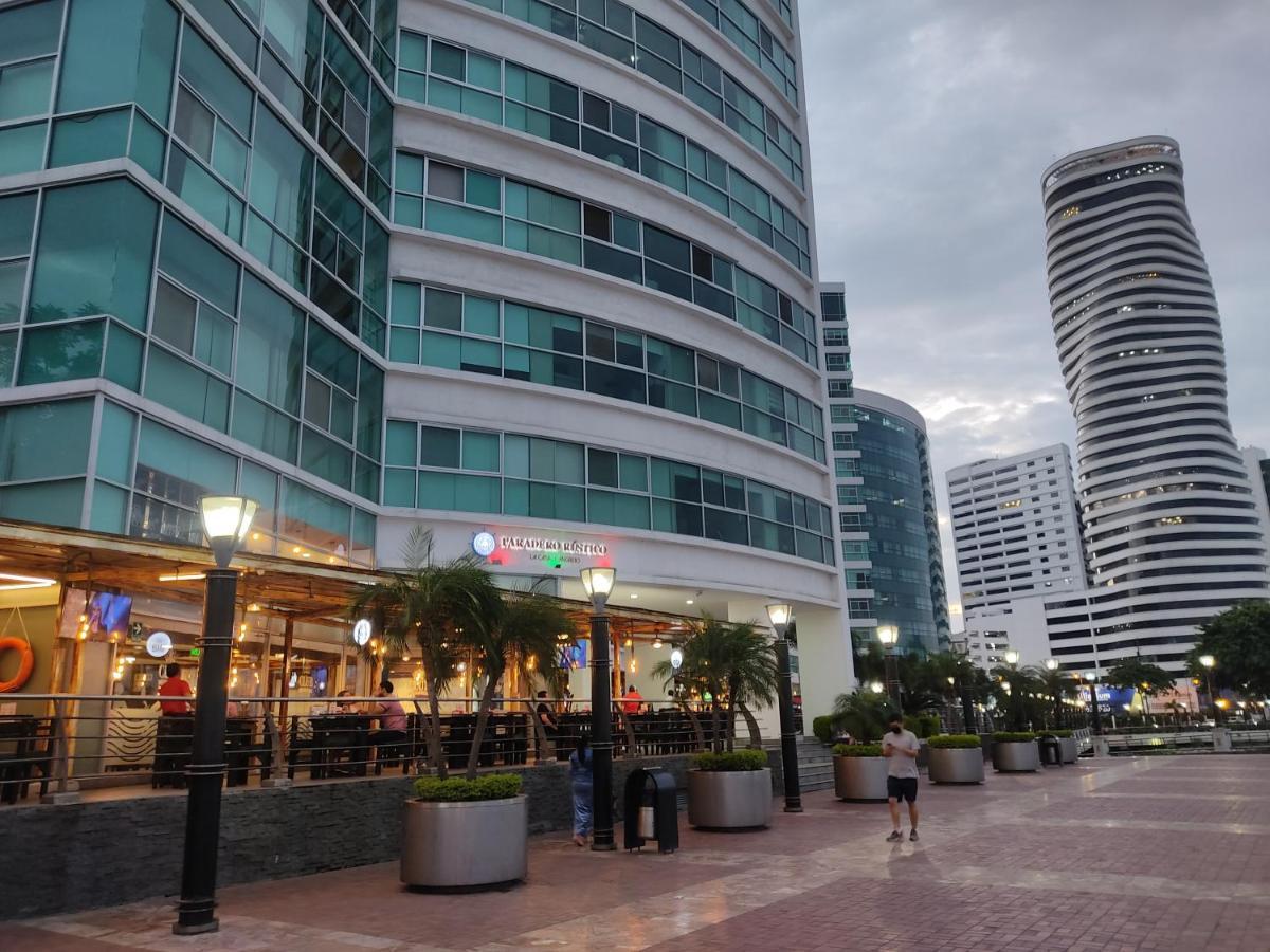 Suite Riverfront Puerto Santa Ana Guayaquil Exteriör bild