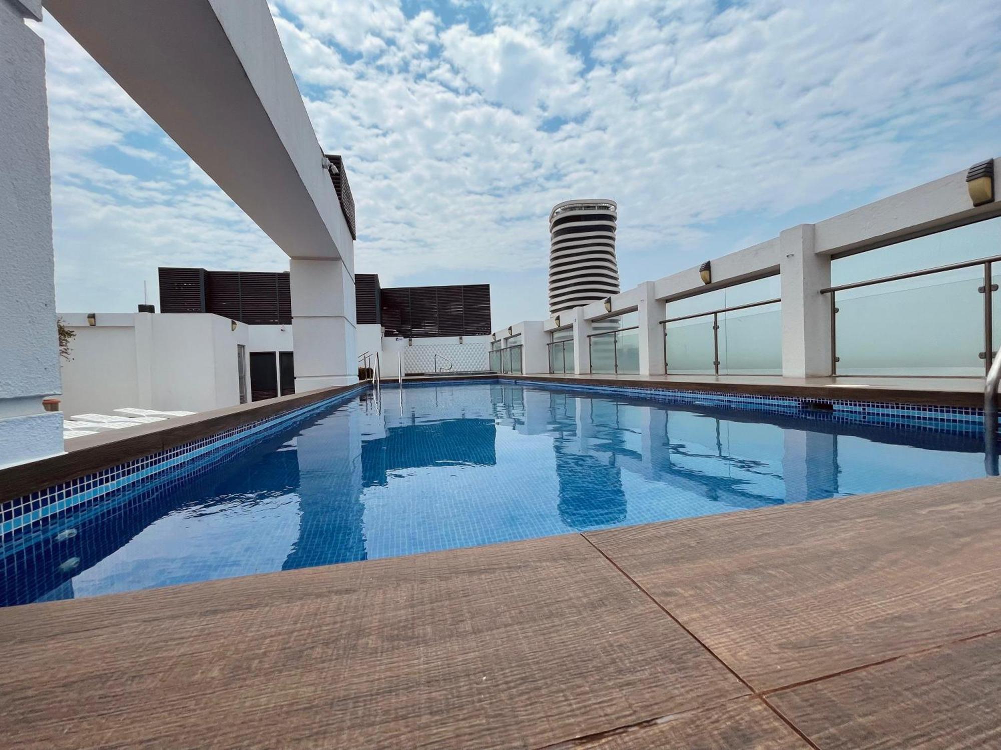 Suite Riverfront Puerto Santa Ana Guayaquil Exteriör bild