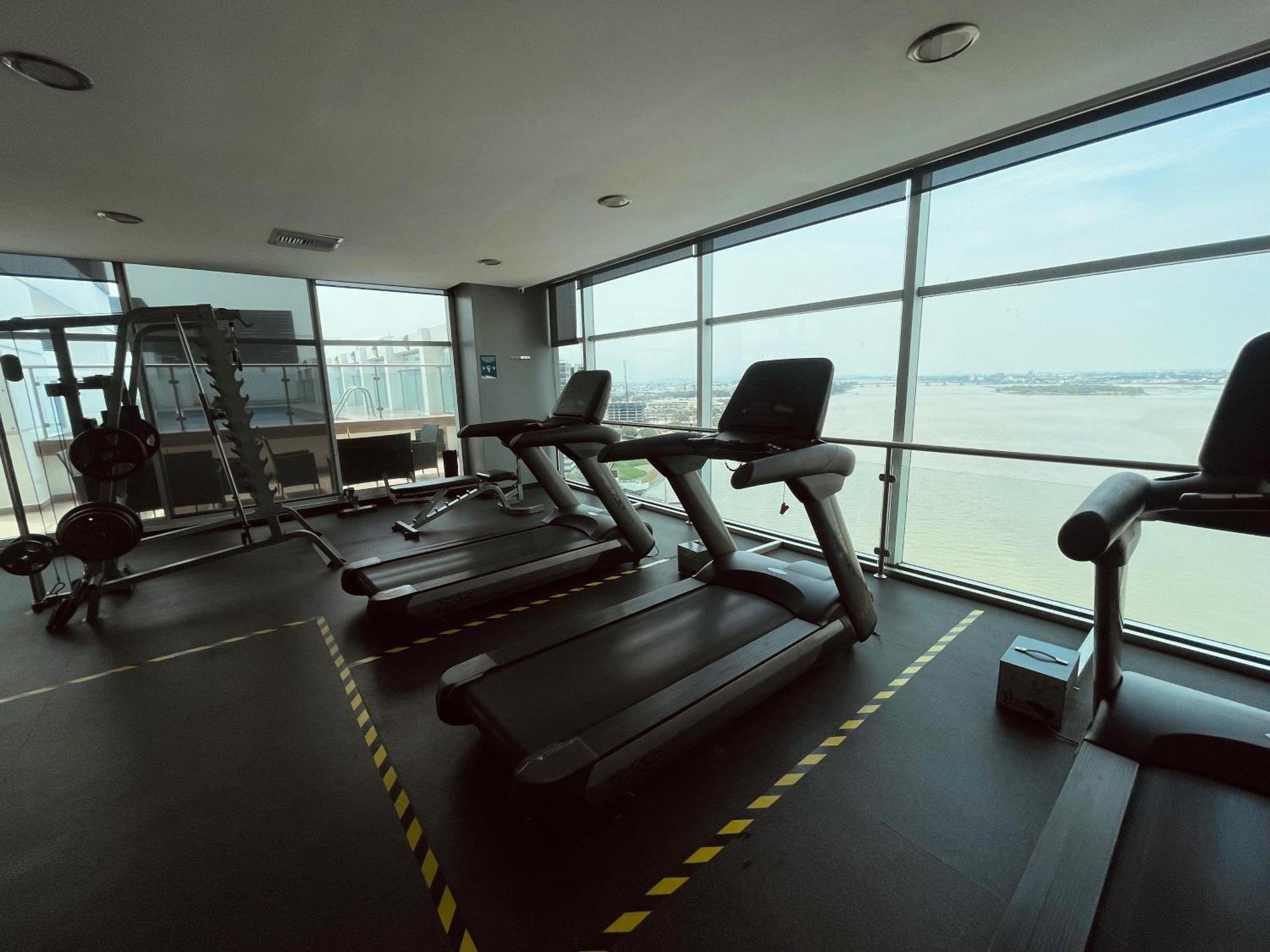 Suite Riverfront Puerto Santa Ana Guayaquil Exteriör bild