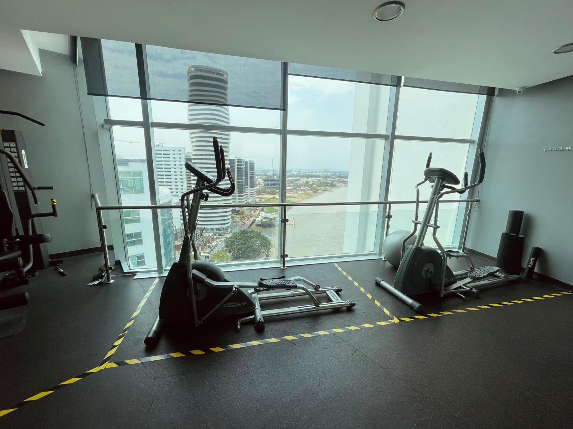 Suite Riverfront Puerto Santa Ana Guayaquil Exteriör bild