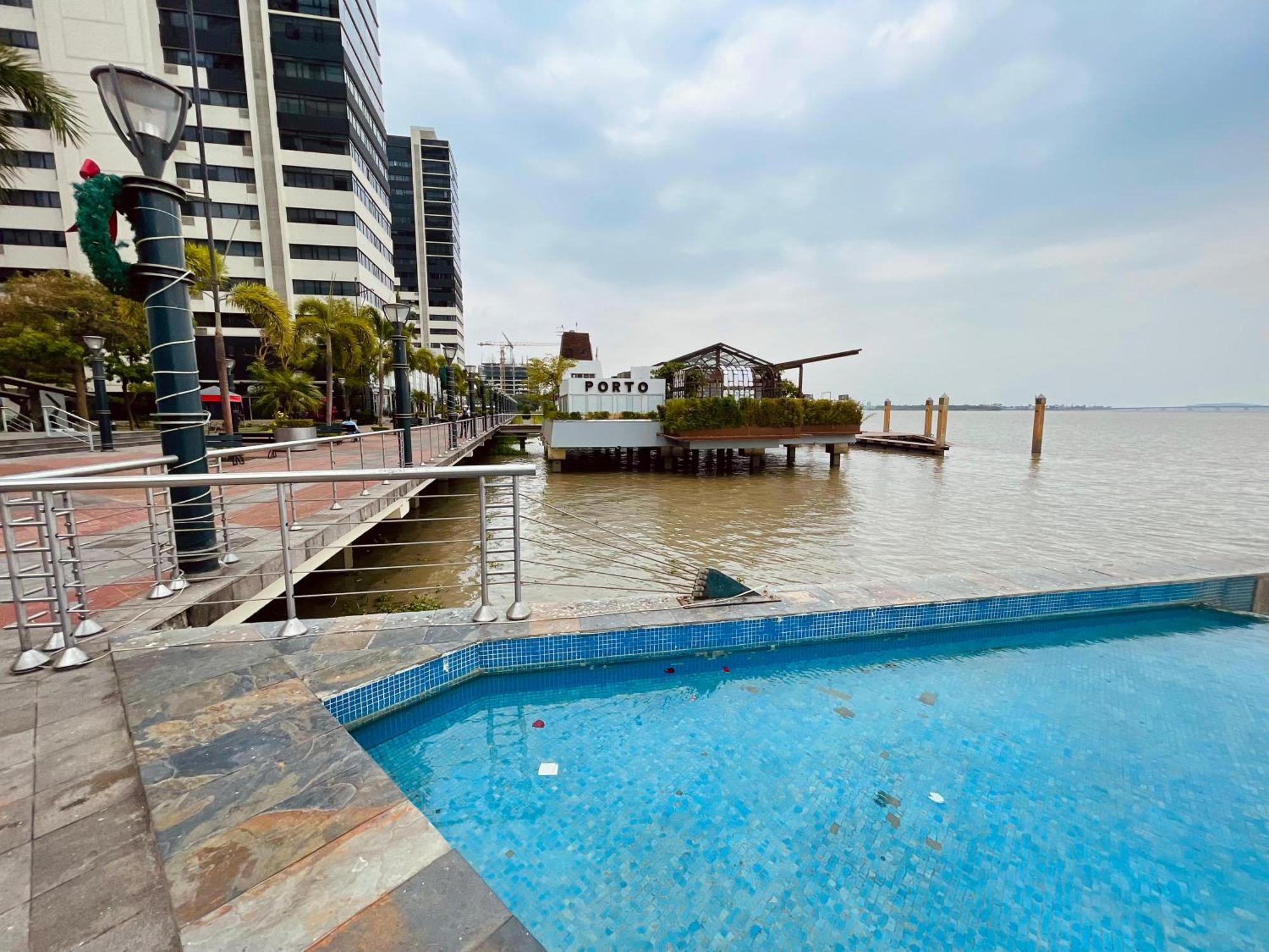 Suite Riverfront Puerto Santa Ana Guayaquil Exteriör bild